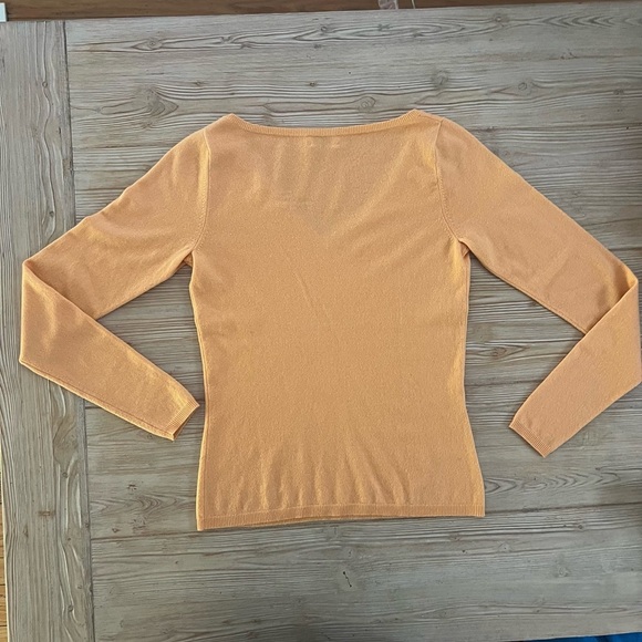 TSE 100% Cashmere V-Neck Sweater Women’s Small Burnished Apricot - Picture 3 of 5